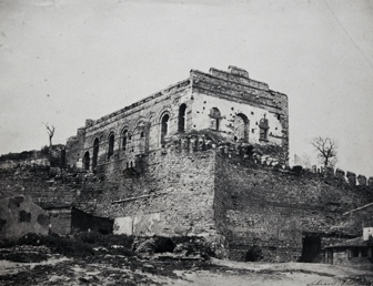 Une image contenant plein air, ciel, bâtiment, dessin Description générée automatiquement